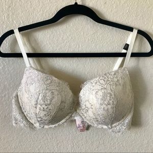 NWT Victoria’s Secret Dream Angels Push-Up Bra